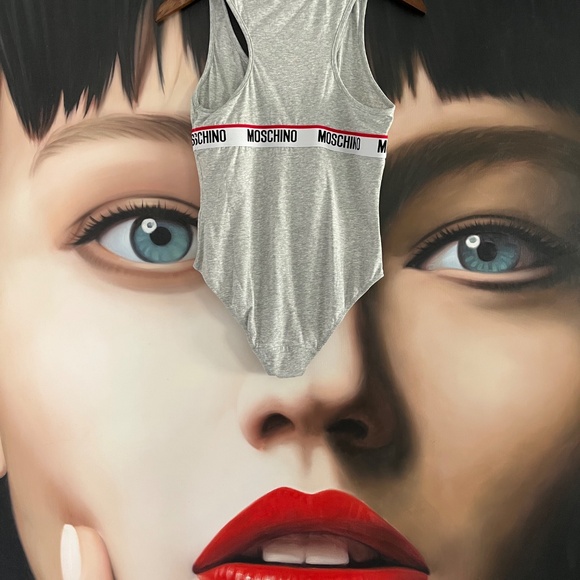 Moschino bodysuit - Picture 4 of 7